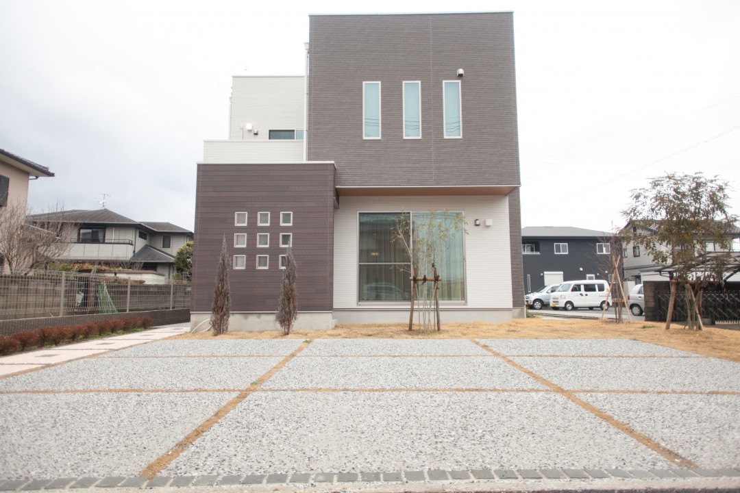 Y様邸　福岡県行橋市　軸組パネル工法なので地震に強い住宅ですのサムネイル
